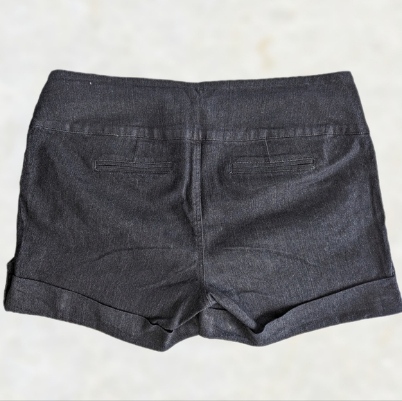 Miss Demeanor Button Cuffed Dark Wash Denim Stretchy Mid Rise Jean Shorts- sz 16 - Picture 2 of 12